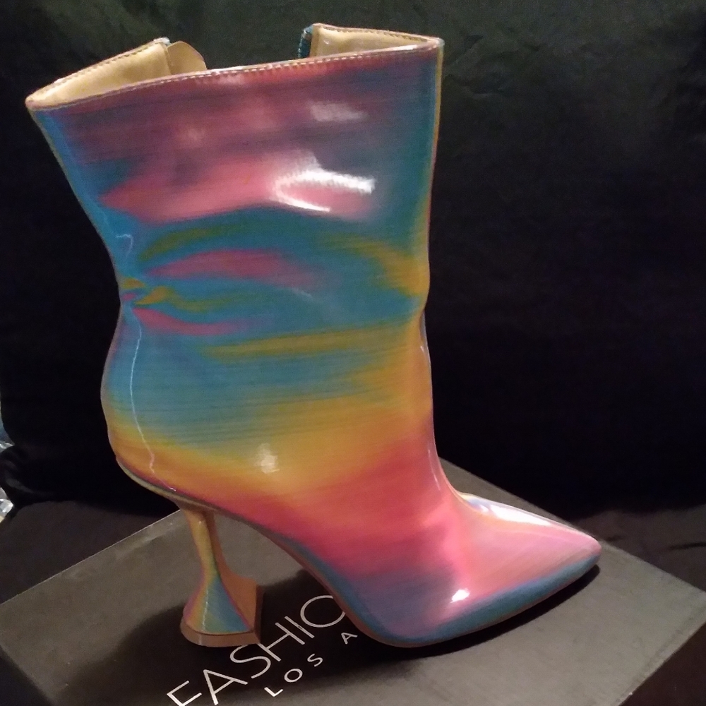 High heel boots